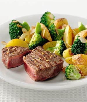 Gegrilde biefstuk met peper-knoflookrub